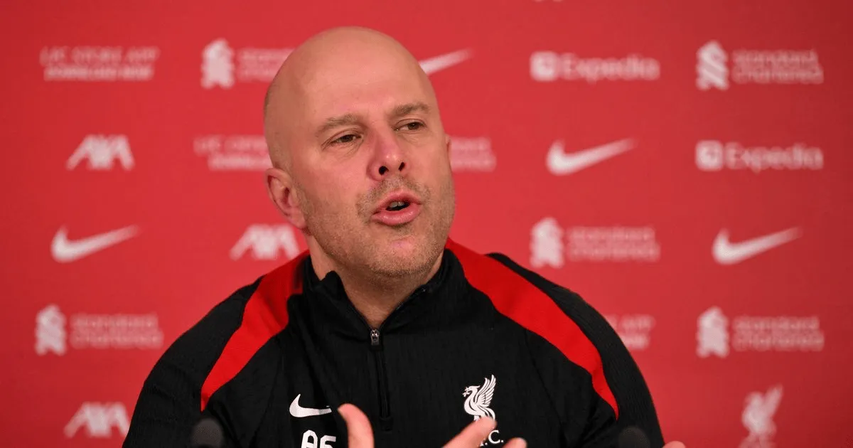 斯洛特：莱奥尼ACL，缺席1年，基耶萨补入欧冠大名单